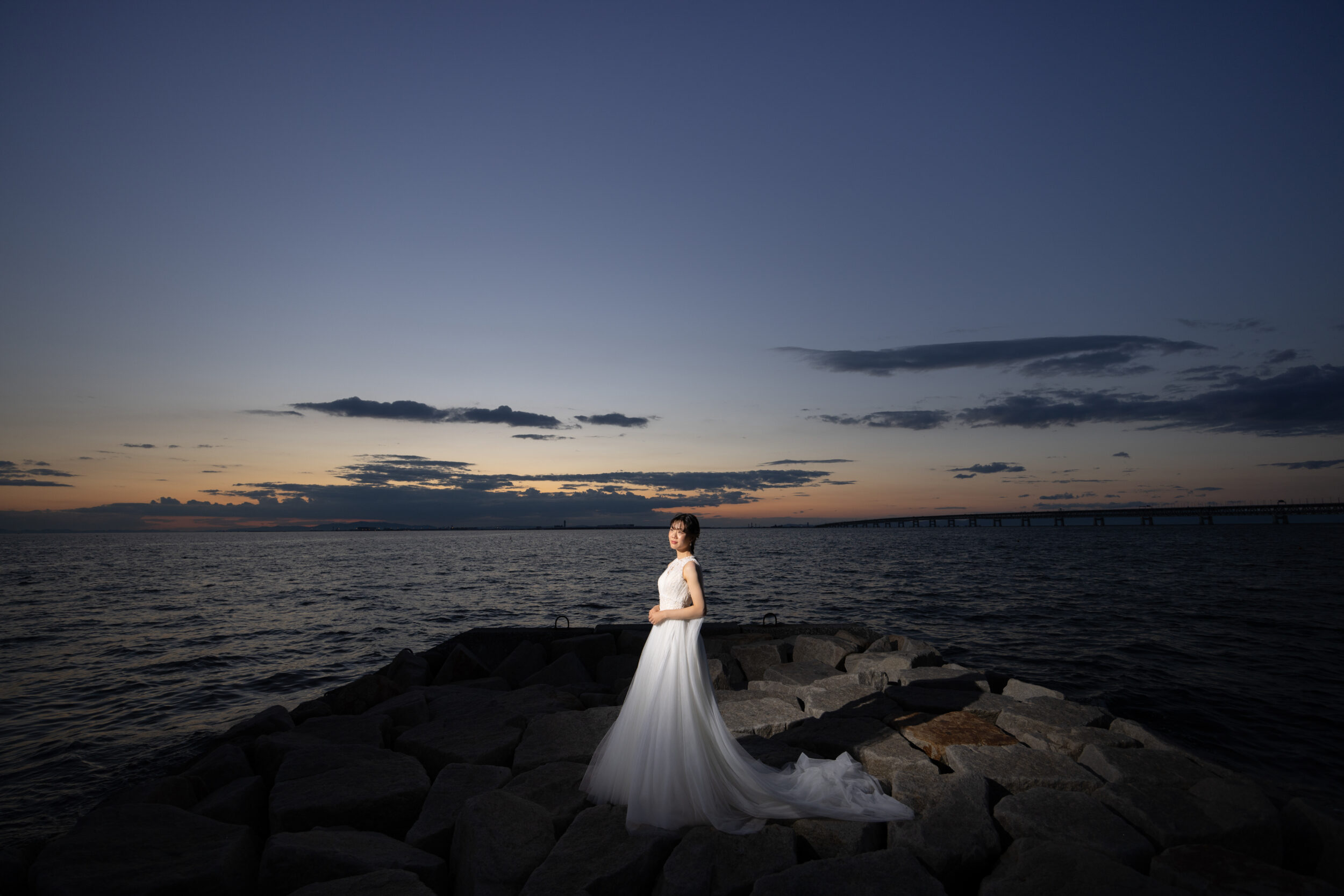 夕日　海　新婦